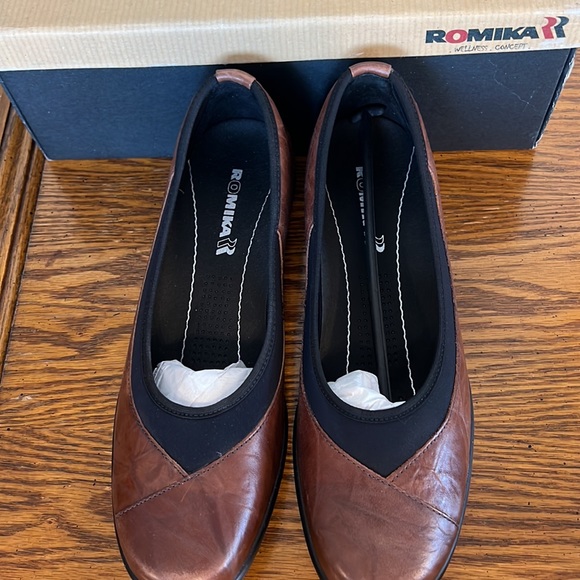 Romika 'Cassie 21' Wedge Flat Brandy NIB - Picture 7 of 9